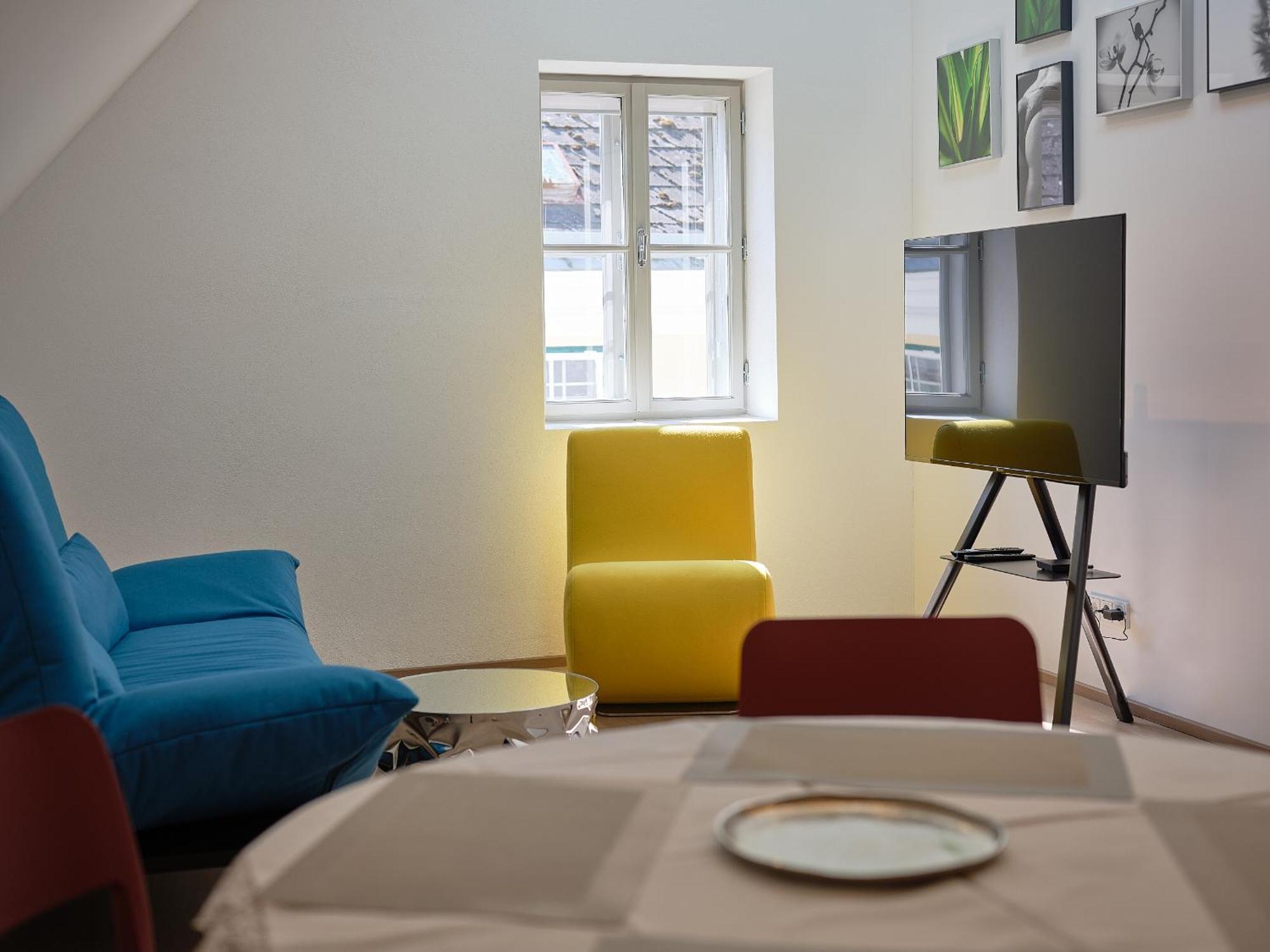 Haus Fuenf Mit 2 Apartments Und Studio-Loft Mit Terrasse Melk Exterior foto